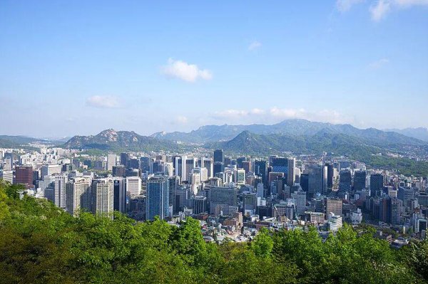 泰仓配资 韩国对中国团体游客免签，今起试行